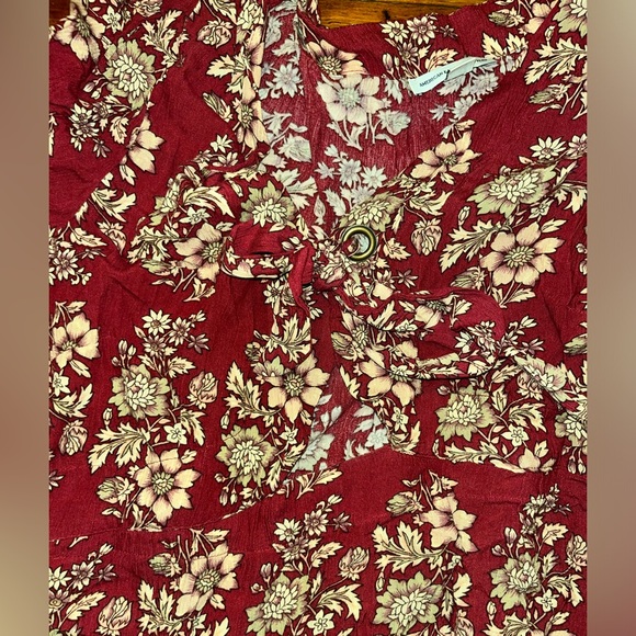 American Eagle Outfitters Red Floral Dress - Picture 2 of 4